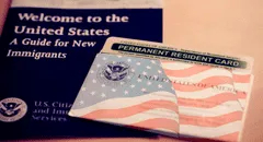 ¡Malas noticias para inmigrantes en EE. UU.! Con estos delitos pueden deportarte aunque tengas Green Card