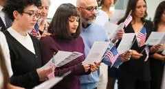 ¡Atención, inmigrantes en EE. UU.!: las 10 preguntas para obtener rápidamente la ciudadanía americana en 2025