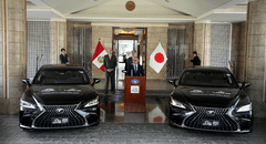 APEC 2024: un vistazo a los autos que transportan a los líderes internacionales