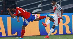 Ni para ti ni para mi: Perú y Chile se repartieron los puntos y se alejan del Mundial 2026