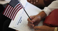 Inmigrantes en EE. UU.: estos son los 3 requisitos para obtener la ciudadanía americana de forma rápida en 2025