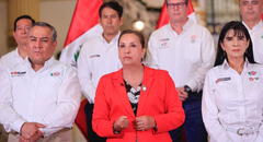 Dina Boluarte acepta que se sometió a intervención quirúrgica y reta a fiscal de la Nación, Delia Espinoza, a investigarla