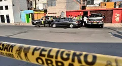 Doble asesinato en el Callao: taxista y pasajera reciben hasta 11 disparos cerca al Hospital Alcides Carrión