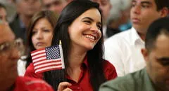 ¡Mucha atención, inmigrantes en USA! 3 consejos para conseguir rápidamente la ciudadanía americana este 2025