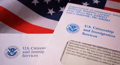 USCIS anuncia reembolso de $580 en Estados Unidos: inmigrantes que cumplan con este requisito podrán recibirlo