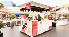 Del catálogo al retail: Avon se expande a puntos de venta físicos en centros comerciales del país