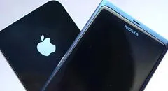 ¿Cómo Nokia pudo frenar a Apple en su momento, pero lo subestimó y terminó desapareciendo?