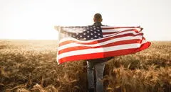 ¡Celebren, inmigrantes en USA! Los 4 pasos para obtener la ciudadanía americana sin necesidad del inglés