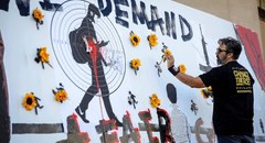 A 7 años de la masacre de Parkland, una familia sigue luchando por el control de armas en EE. UU. con esperanzador proyecto