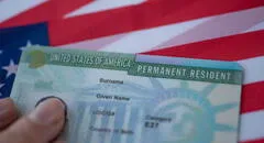 A tener en cuenta, inmigrante: cuándo reemplazar la Green Card en Estados Unidos 2025, según USCIS