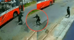 Extorsionadores atacan bus de ‘La 57’ lleno de pasajeros en San Juan de Lurigancho: cámaras captaron atentado