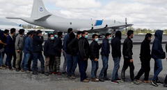 Inmigrante que no logró llegar a Estados Unidos ahora lucha por empezar de nuevo en Guatemala