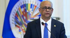 Albert Ramdin, canciller de Surinam, asume como nuevo secretario general de la OEA