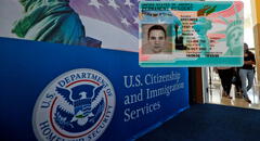 Atención, inmigrante: USCIS confirma el tiempo que demora el envío de la Green Card después del examen de huellas en EE. UU.