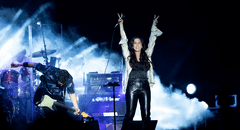 ¿Por qué sigue conectando Alanis Morissette?