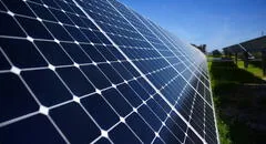 El país de América Latina que apuesta por energía solar para proteger el medio ambiente: fabricaron 55 parques con ayuda de China