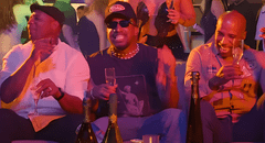 Jefferson Farfán, Roberto Guizasola y ‘Cuto’ Guadalupe debutan en videoclip ‘Amá Charo’: "Soy galáctico"