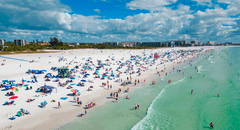 La playa más bonita de Florida para visitar por Semana Santa 2025, según la IA: su arena está cubierta de cuarzo y no quema