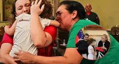 ¿Qué pasó realmente con la niña de dos años que EEUU devolvió a su madre en Venezuela? Ambos gobiernos tienen diferentes versiones