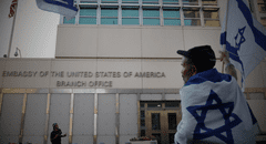 FBI detiene a inmigrante con ciudadanía en Nueva York por realizar amenazas contra Trump: intentó quemar la embajada de EEUU