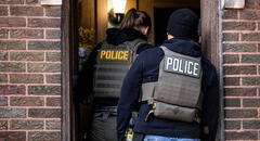 Redadas del ICE en EEUU: agentes de inmigración no podrán ingresar al domicilio de los inmigrantes si no presentan este documento