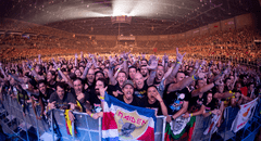 Iron Maiden rompe con la era digital y logra un concierto sin celulares grabando en pleno 2025