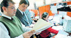 CTS y aguinaldo por Fiestas Patrias y Navidad: avanza dictamen que busca igualar derechos para trabajadores CAS