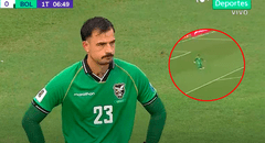 Guillermo Viscarra comete blooper imperdonable: terrible error del arquero de Alianza Lima para el 1-0 de Venezuela ante Bolivia