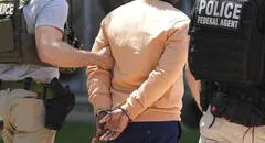 Nuevo objetivo para las redadas de inmigración en EEUU: agentes de ICE están deteniendo a estos inmigrantes sin previo aviso