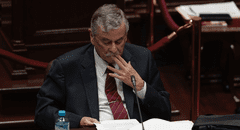 Congreso: Comisión de Constitución aprueba dictamen a favor de la impunidad para policías y militares