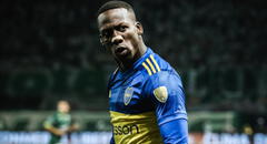 Luis Advíncula se sumó a Boca Juniors para el Mundial de Clubes pero es duda a 4 días del debut