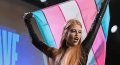 La hija de Elon Musk sorprende en el drag y transmite un fuerte mensaje de orgullo trans en show benéfico