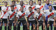 Ni Carrillo ni Tapia: estos son los 3 jugadores peruanos más valiosos del mercado futbolístico