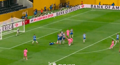 ¡Lionel Messi marcó un gol de otro planeta! Fantástico tiro libre para anotar el 2-1 de Inter Miami ante Porto