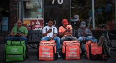 Las 5 claves de la reforma laboral en México para repartidores y choferes de apps: polémica ley LFT está en vigor