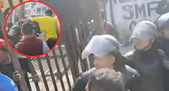 Vecinos se agarran a golpes tras colocación de rejas en vecindario de SMP