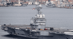 ¡Toma inspiración de Francia! España tendrá su primer portaaviones para tener más alternativa real al caza de Estados Unidos