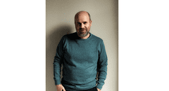 Javier Peña: “A Mario Vargas Llosa se le ha leído muy mal en los últimos tiempos por culpa de criterios que no tienen que ver con lo literario”