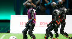 Ingenieros chinos hicieron un torneo de futbol entre robots humanoides: “En el futuro sería entre robots y humanos”