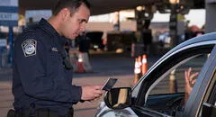 Texas: nueva medida fronteriza del CBP provoca la cancelación de miles de licencia de conducir comerciales