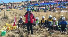 Cusco: 5 mil mineros informales mantienen bloqueo de vía en exigencia de nueva Ley MAPE