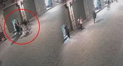 Inseguridad en Cercado de Lima: hombre en bicicleta roba celular a una mujer cerca a Palacio de Gobierno