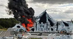 Escenario principal del festival Tomorrowland en Bélgica se incendia horas antes de comenzar evento