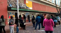 Mujer apuñala con un lapicero al director del colegio de su hijo en Argentina durante una reunión de padres