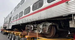 Piezas oxidadas, asientos rasgados y espacios reducidos: así son los coches del tren Lima-Chosica de Rafael López Aliaga