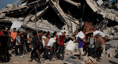 Israel vuelve a bombardear Gaza y deja 62 muertos: mayoría de víctimas se reportaron en centro de ayuda humanitaria