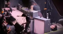 Integrantes de banda peruana sufren descargas eléctricas durante concierto en vivo