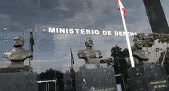 Gobierno aclara que símbolos patrios pueden usarse con fines comerciales y revisará reglamento tras Fiestas Patrias
