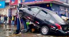 Fiscalía abre investigación tras choque en Los Olivos: auto impactó poste y dejó cinco heridos