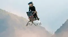 La moto voladora es real: despega sin problemas y puede alcanzar velocidades de hasta 200 km/h